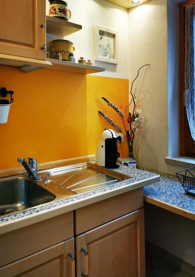 卡普里诺韦罗内塞Casa Rustica Con Giardino别墅 外观 照片