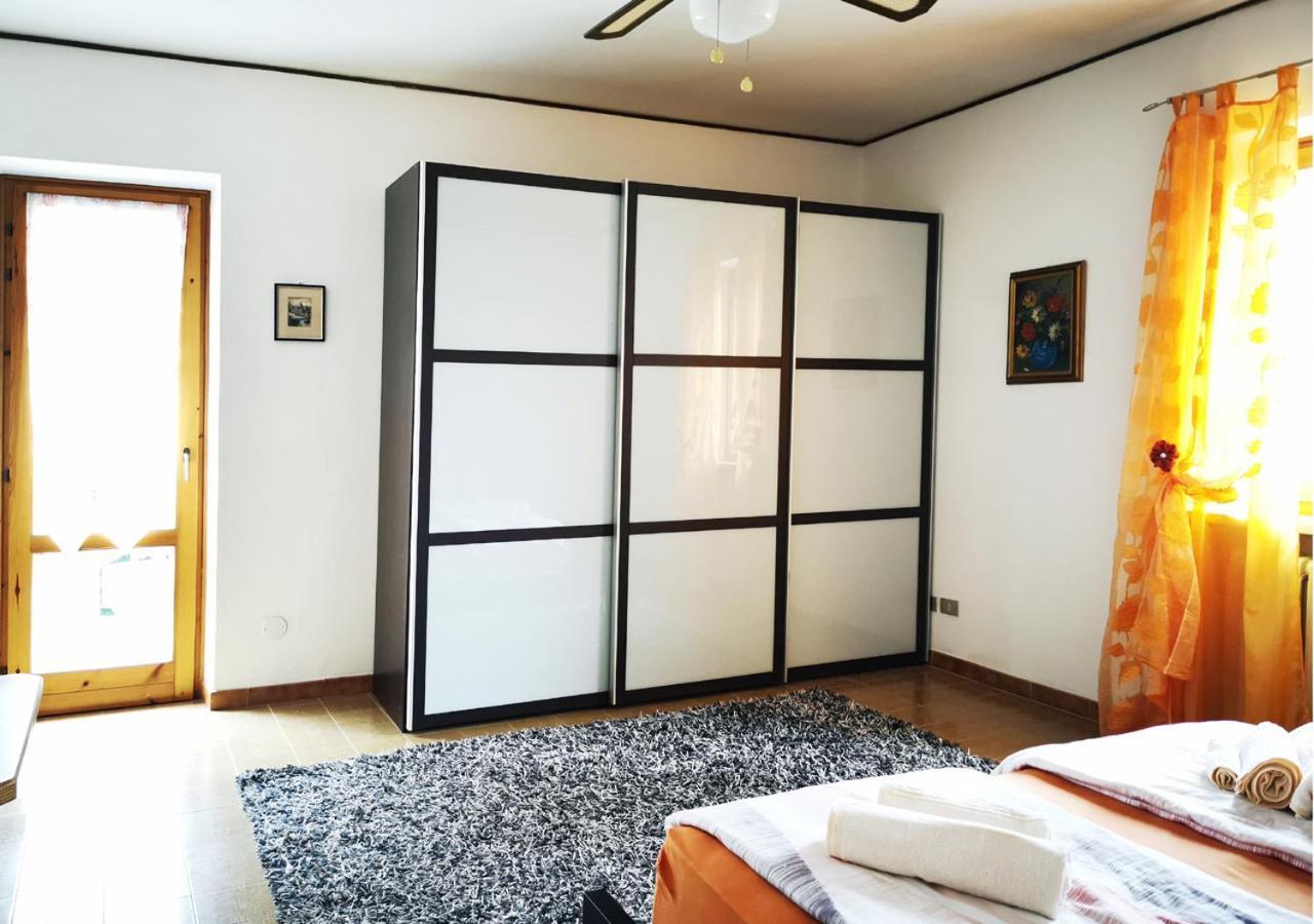 卡普里诺韦罗内塞Casa Rustica Con Giardino别墅 外观 照片