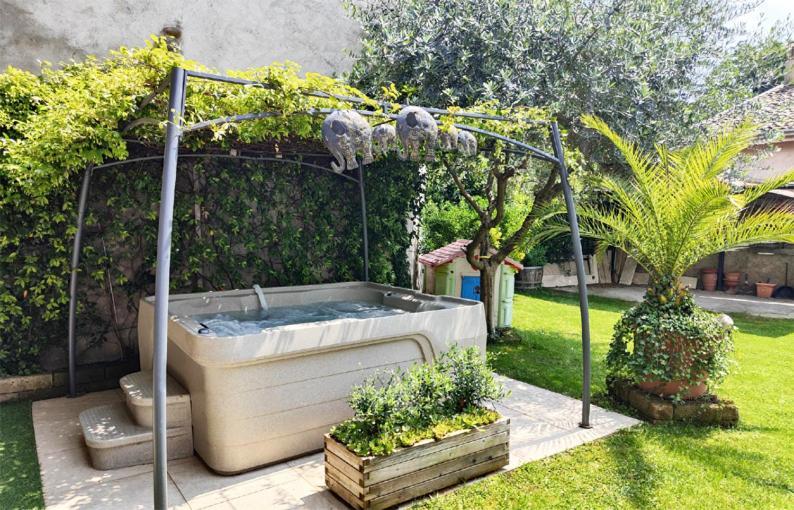 卡普里诺韦罗内塞Casa Rustica Con Giardino别墅 外观 照片